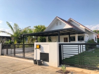 Pet friendly house for sale near Kad Farang Village, Lanna International School.